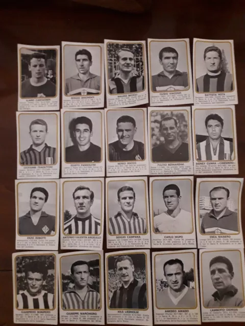 59 FIGURINE CALCIATORI PANINI 1976-77  vecchie glorie