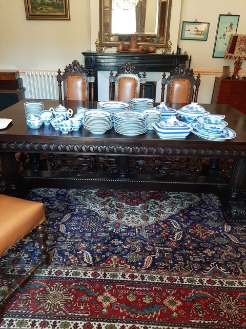 Service De Table En Porcelaine De Limoges Treteau 03220 Arts de la table