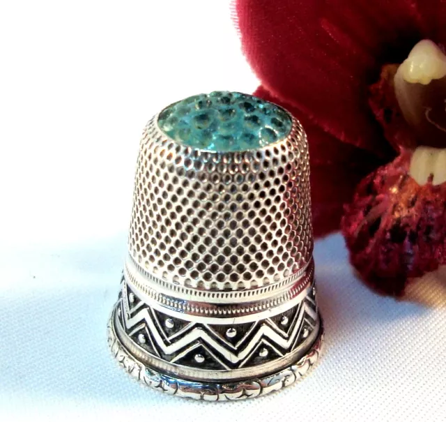 Schöner alter Fingerhut 925 Silber mit Glaskopf old silver Thimble / bn 394