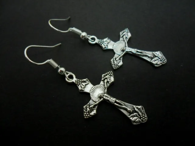 A Pair Of Silver  Cross Crucifix Dangly  Earrings. New.