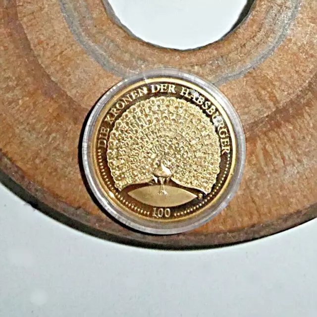 Medaille "Kronen der Habsburger" P.p. vergoldet, 4 cm, 32 Gramm Top