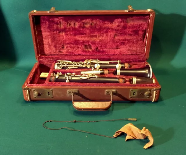 Antique Clarinet - Ault XX Supreme Import - w/ mouthpiece & Vintage Case Antique Clarinet - Ault XX Supreme Import - w/ mouthpiece & Vintage Case