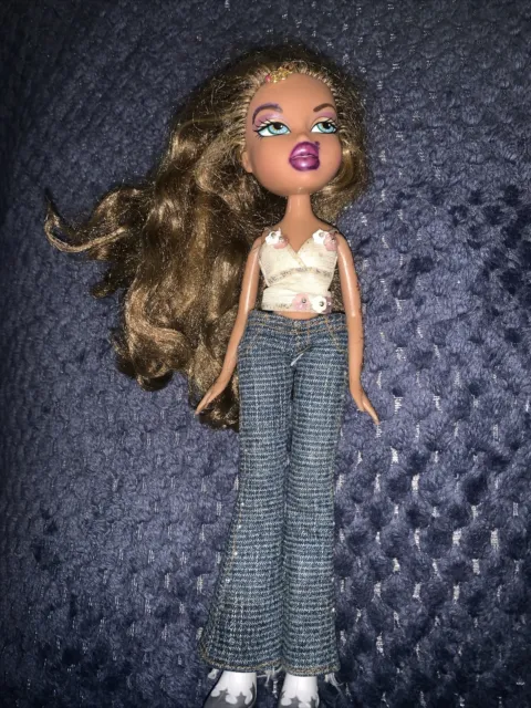 Vintage Bratz Doll Fully Dressed 2001
