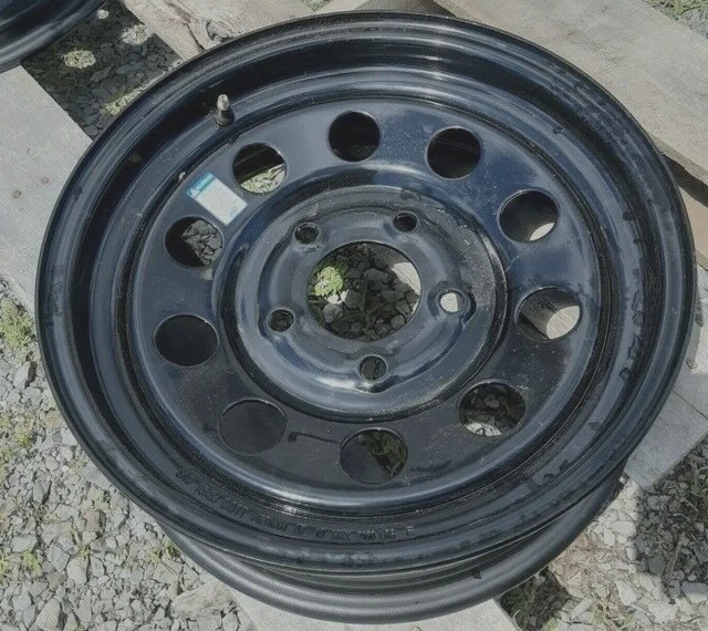 12" 5 Lug Steel Trailer Wheel Black  5-Lug On 4.5 Inches - Circle