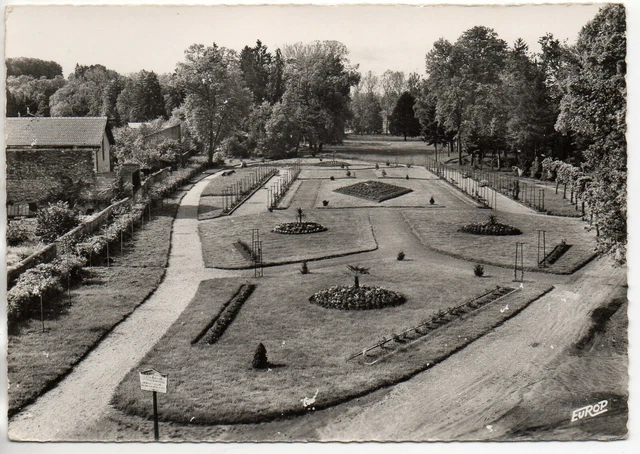 BACCARAT - Meurthe and Moselle - CPA 54 - view of the municipal park CPM