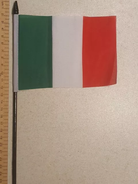 Italy Hand Flag 6x4" 15x10cm Italian Rome Roma Forza Rugby Football Wine Pizza