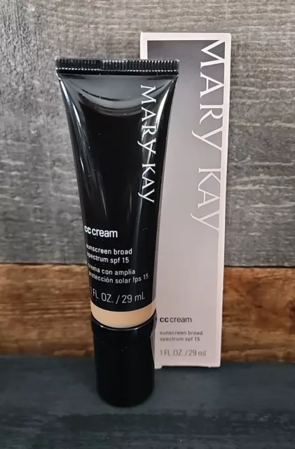 Corrector Mary Kay CC Crema Protector Solar FPS 15 1 Fl Oz - AK22 Profundo - Nuevo