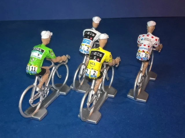 4 Figurines Cyclistes Tour De France – Cofalu Plastique 1/32 (Bon état)