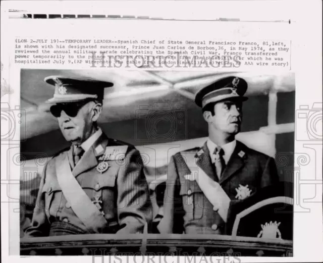 1974 Press Photo Francisco Franco & Prince Juan Carlos de Borbon in Spain