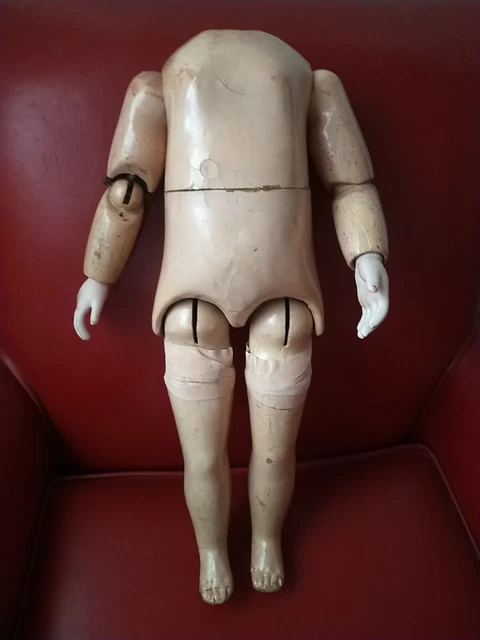 Poupée tête en porcelaine cassée corps articulé XIXème