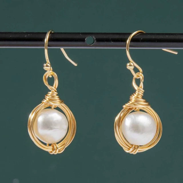 Fashion Natural Baroque freshwater pearl Earrings 18K Mother's Day Women Hook