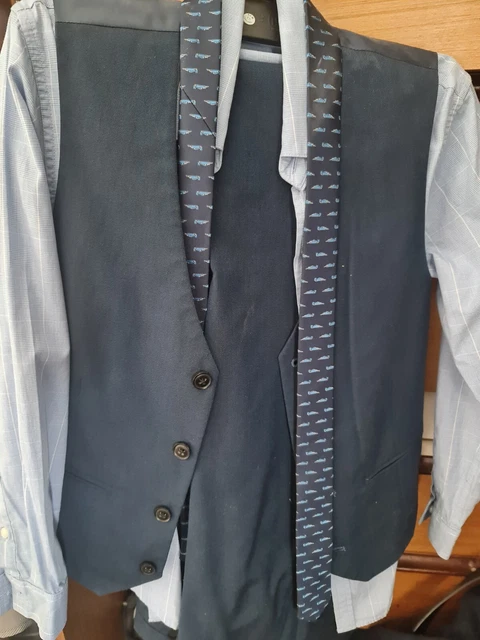 Age 10 Boys 4 Piece NEXT Suit in Blue only wore twice  so excellent condition