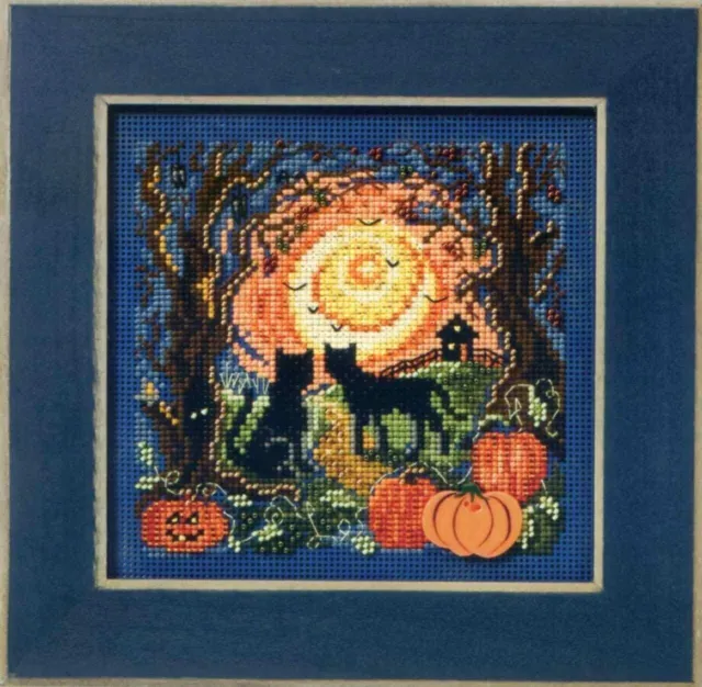 MILL HILL Buttons Beads Kit Counted Cross Stitch MOONLIT KITTIES Fall