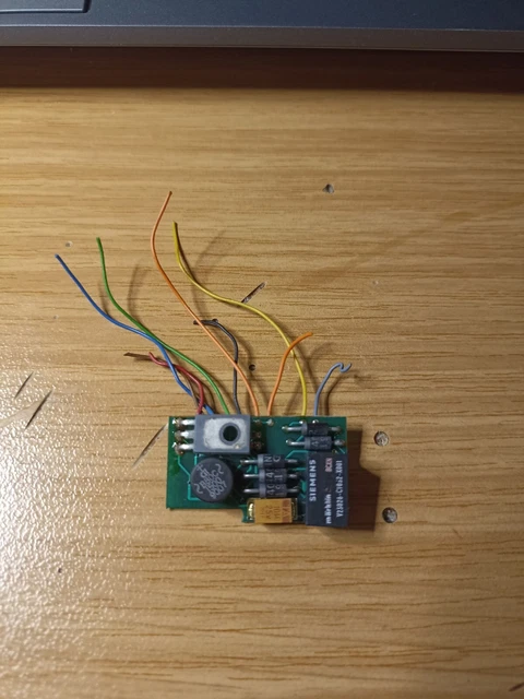 MÄRKLIN ELEKTRONISCHER FAHRTRICHTUNGSUMSCHALTER EUR 1,00 - PicClick DE