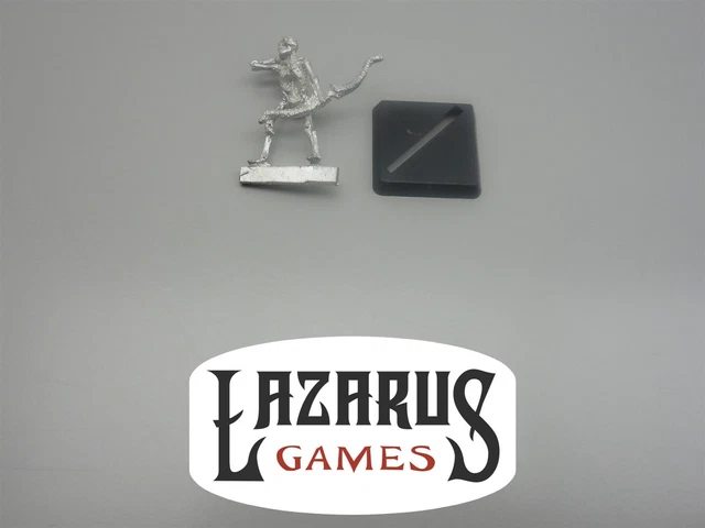 Reaper Miniatures Warlord: Skeleton Archer (1 metal)