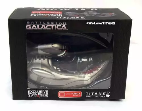 Titan Model Vinyl Figure BATTLESTAR GALACTICA  Exclusive Cylon Raider 4.5" Scar 2