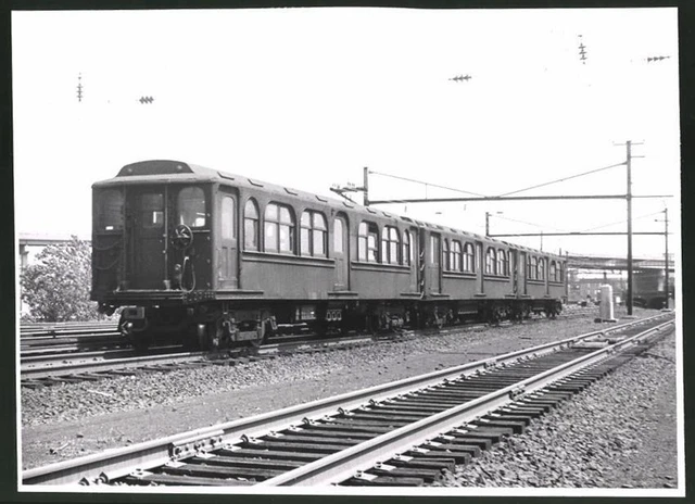 Fotografie Eisenbahn USA, Passagierwaggons für einen Personenzug