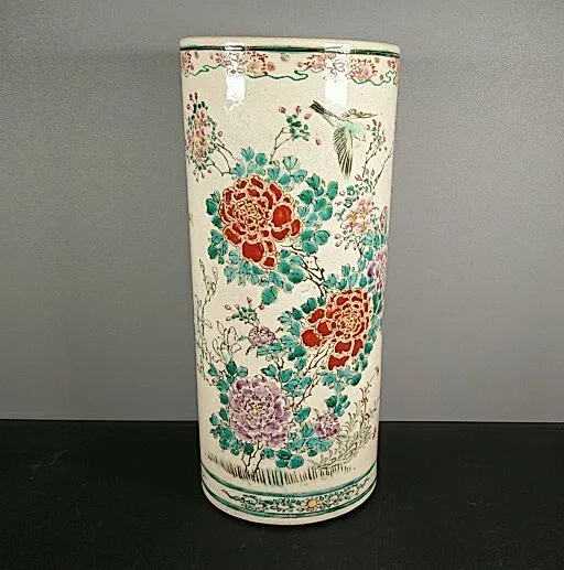 Antique Japanese Kinkozan Satsuma Vase Meiji Period Unsigned 25cm tall