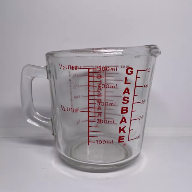 https://www.picclickimg.com/qGIAAOSwXBdlYPB3/Vintage-Glasbake-Glass-Liquid-Measuring-Cup-2-Cup.webp