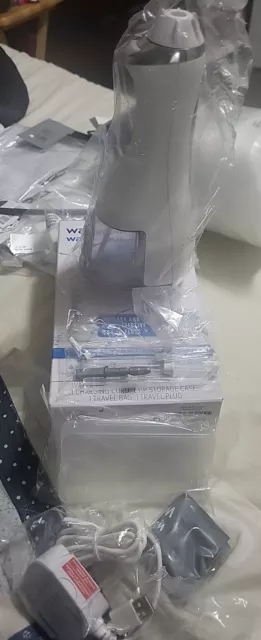 Hidropulsor de agua inalámbrico blanco Waterpik Aquarius