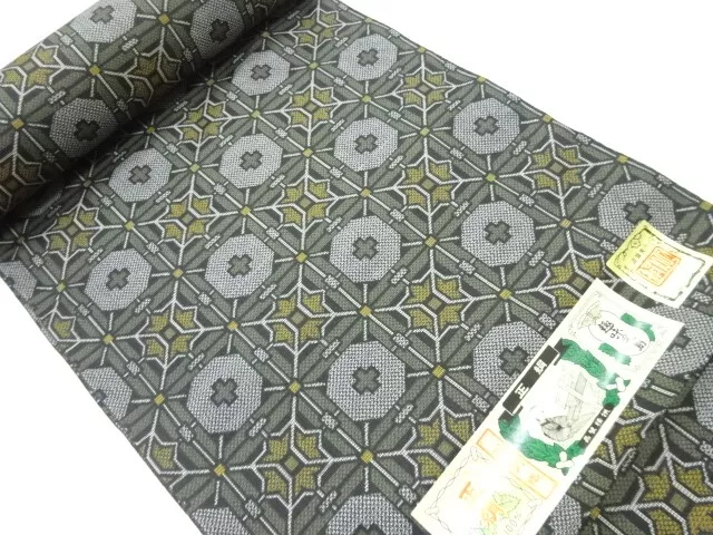 83330# Japanese Kimono / Bolt For Kimono / Woven Grid With Flower
