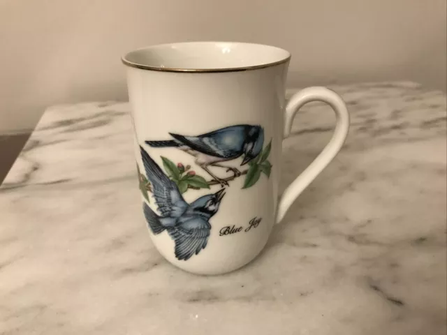 Vintage JOHN JAMES AUDUBON PORCELAINS Birds Blue Jay Coffee Mug Gold Trim 1985