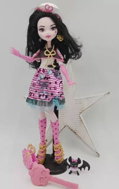 Poupée Mattel Monster High Doll Draculaura Shriek Wrecked Pirate