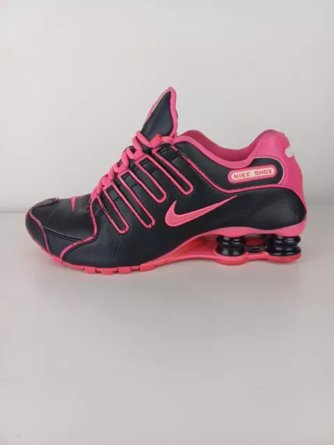 Nike shox nz clearance womens black pink