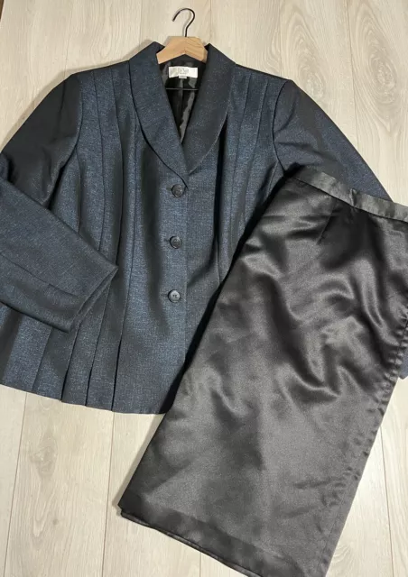 Le Suit Navy Blue Shimmer Jacket Black Satin Skirt Suit Set Sz 24W