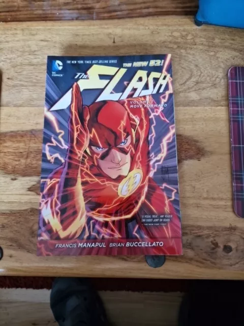 DC Comics The New 52! The Flash Move Forward Graphic Novel Comic Vol 1