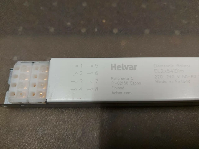 HELVAR Elektronisches Vorschaltgerät EL2x80s-u – 220-240V, 50/60Hz, Für 2x80W T5/TC-L, Mit Batteriebetrieb, 36 Cm Länge HELVAR Elektronisches Vorschaltgerät EL2x80s-u – 220-240V, 50/60Hz, Für 2x80W T5/TC-L, Mit Batteriebetrieb, 36 Cm Länge