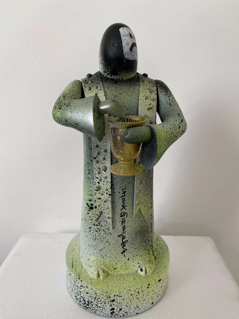 MARK GONZALES マークゴンザレス COMMUNION PRIEST MARK GONZALES