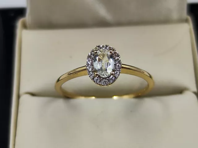 9ct Yellow Gold Ring  With Cz Size S Hallmarked Best 💍