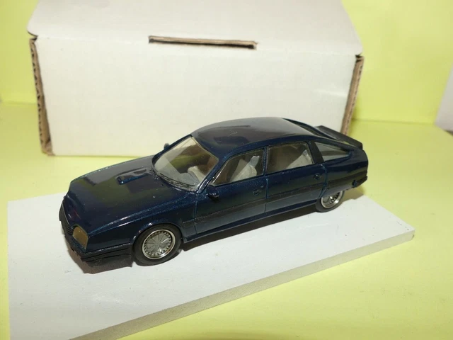 Citroen - Traction 22 Berline - 1934 1/43 - Collection