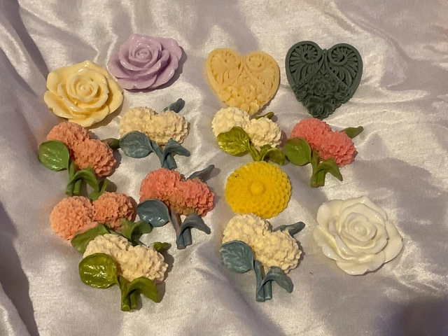 Gemischtes Konvolut 14 Blumen Cabochons Harz flache Rücken Handwerk Scrapbooking