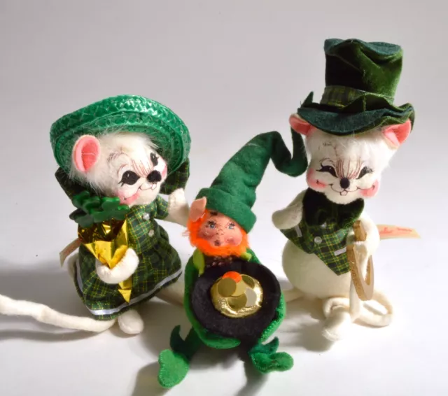 Annalee St Patricks Day Boy Girl Mouse Leprechaun Pot of Gold Irish Green Lucky