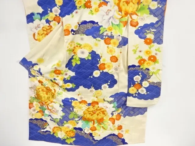 82941# Japanese Kimono / Antique Furisode / Embroidery / Kiku