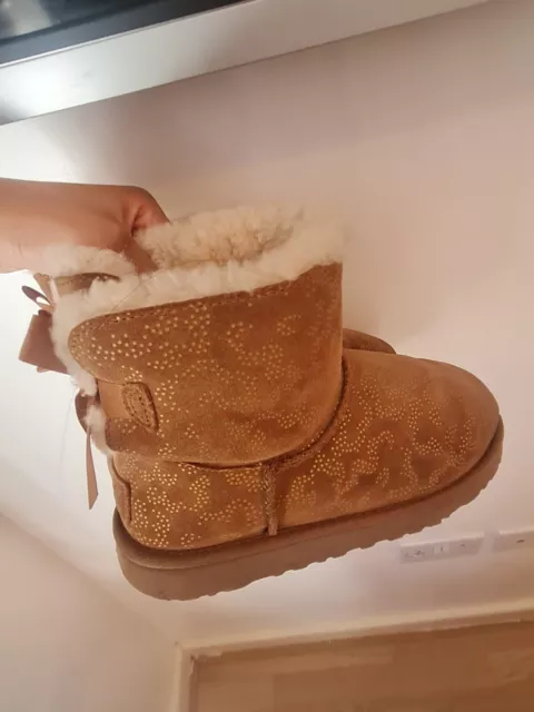 Minnetonka julie junior best sale bootie
