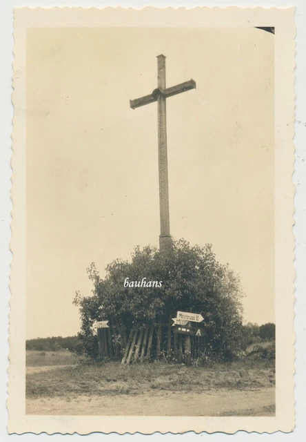 FOTO RUSSLANDFELDZUG KREUZ mit Schildern 2.WK (5625) EUR 5,50