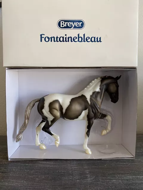 Breyer 2015 Breyerfest Fontainebleau Fontainbleau Connoisseur Model SR 350 Horse