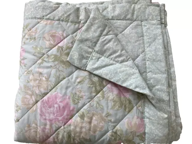 Vantiona gesteppte Decke Überwurf Bettwäsche Blumenmuster rosa/neuwertig blau Größe doppelt