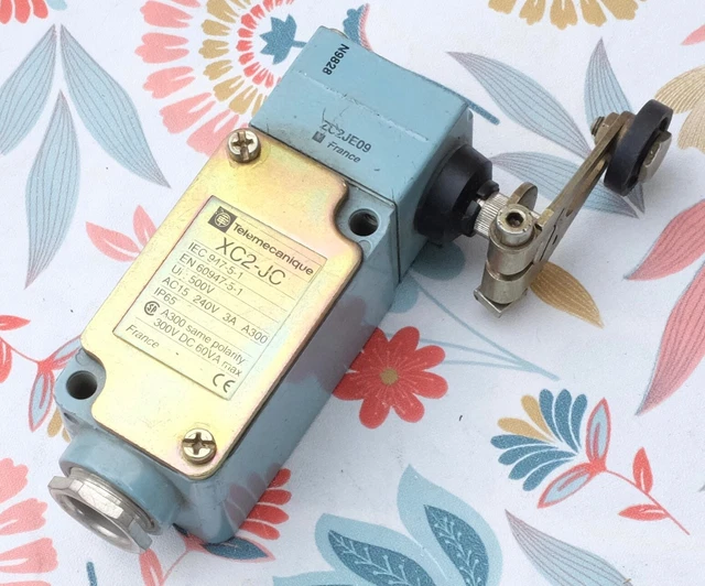 Interrupteur De Proximité Inductif Telemecanique XS1M12AB120 - Original Neuf