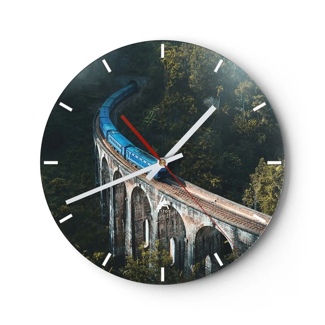 Horloge murale - Pendule murale - Paysage futuriste avec éclipse et rochers pointus - 30x30cm - La fin de l