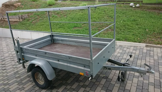 PKW-Anhänger Stema 750 kg mit Hochspriegel PKW-Anhänger Stema 750 kg mit Hochspriegel