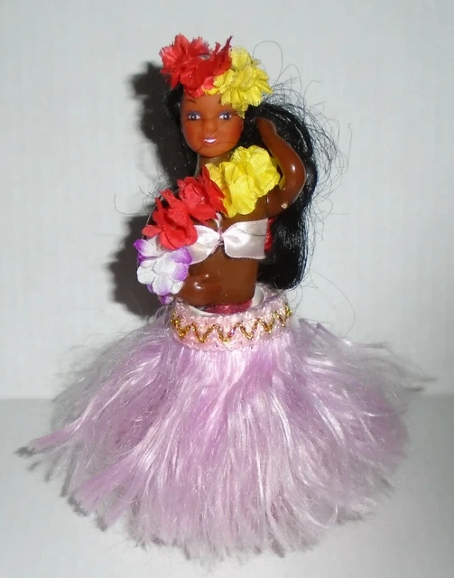 Vintage Hawaiian Dashboard Hula Girl Doll She does Hula when touched or by vibra