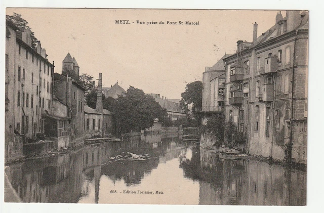 METZ  - Moselle - CPA 57 - Ponts - Vue prise du pont Saint Marcel