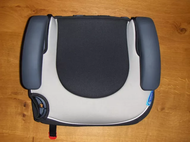 LOCAL PICK UP ONLY NEAR WARREN, OHIO - Graco AFFIX Backless Booster Car Seat