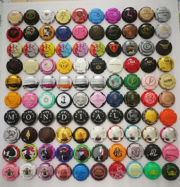 lot de 100 capsules de champagne toutes differentes,