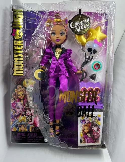  Monster High Clawdeen Wolf Doll in Monster Ball Party Fashion  with Themed Accessories Like Balloons : Everything Else