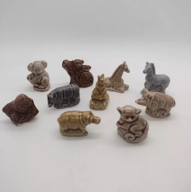 Vtg Wade Whimsies Lot 10 African Safari  Animals Figurines Kangaroo Giraffe READ